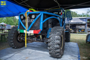 CST-SPONSORED RED TEAM of Italy 4x4 Vehicle with Land Dragon tires