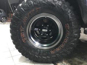 CST SAHARA M/T 2 mounted on Toyota Hilux with custom wheels. Sidewall view