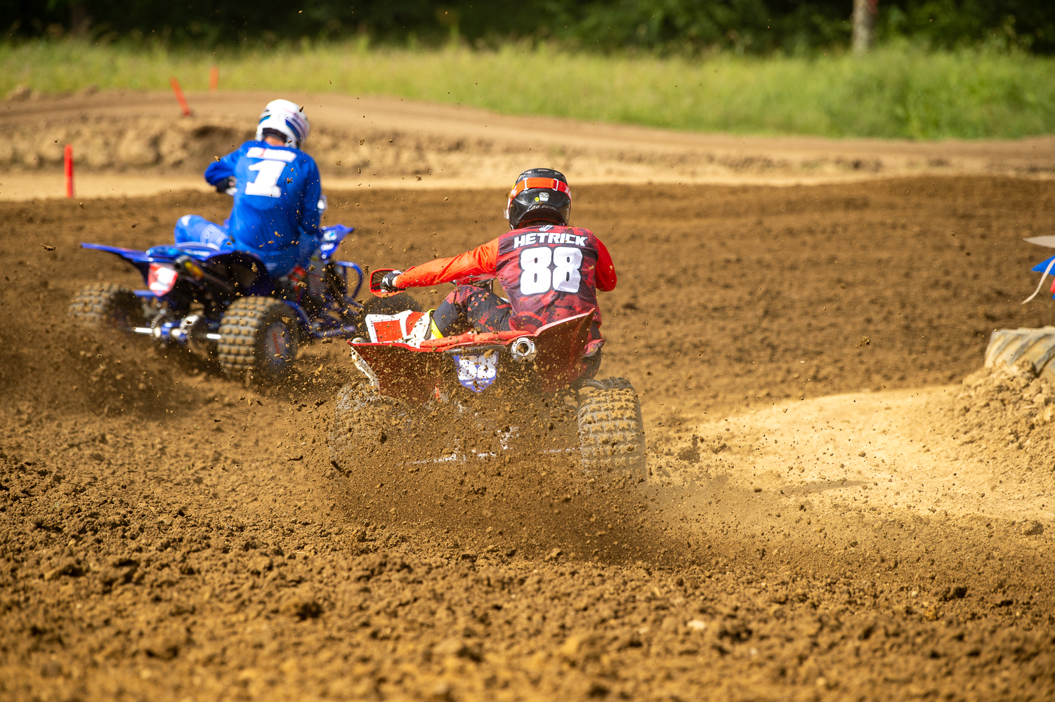 Joel Hetrick making the turn at ATVMX Rd 10